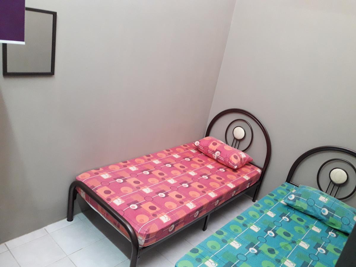 Homestay Bahau Jempol Esterno foto
